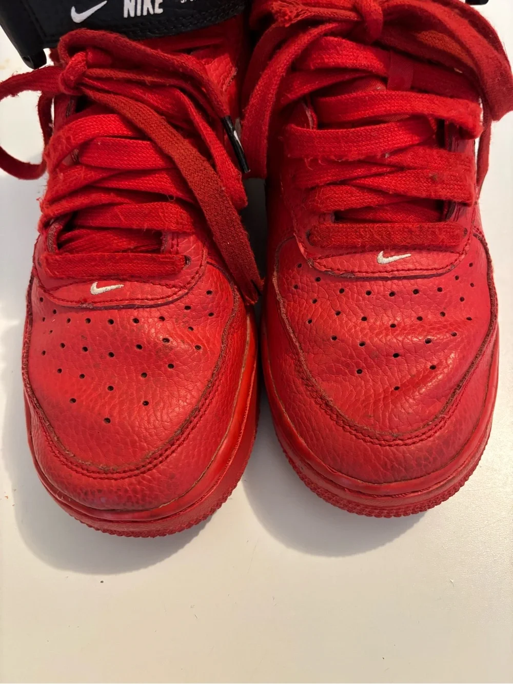 Nike (GS) Air Force 1 Mid LV8 'University Red'